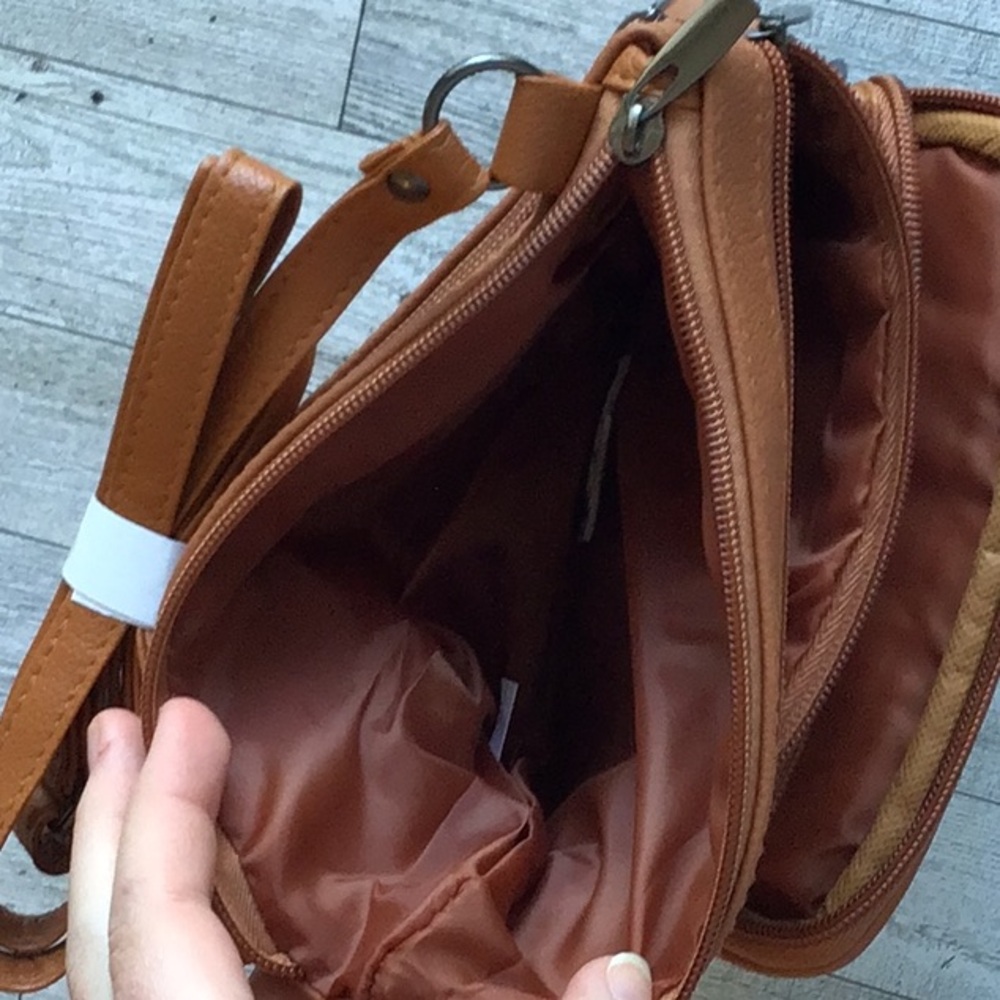 NWT Brown Leather Cross Body - Picture 5 of 5